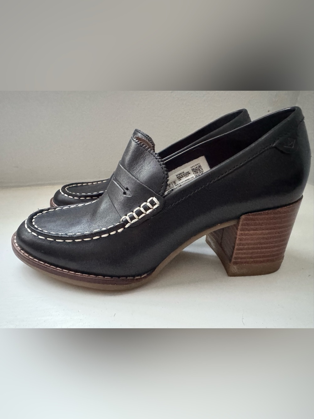 Sperry Black Leather Stacked-Heel Penny Loafers size 5 EUC!